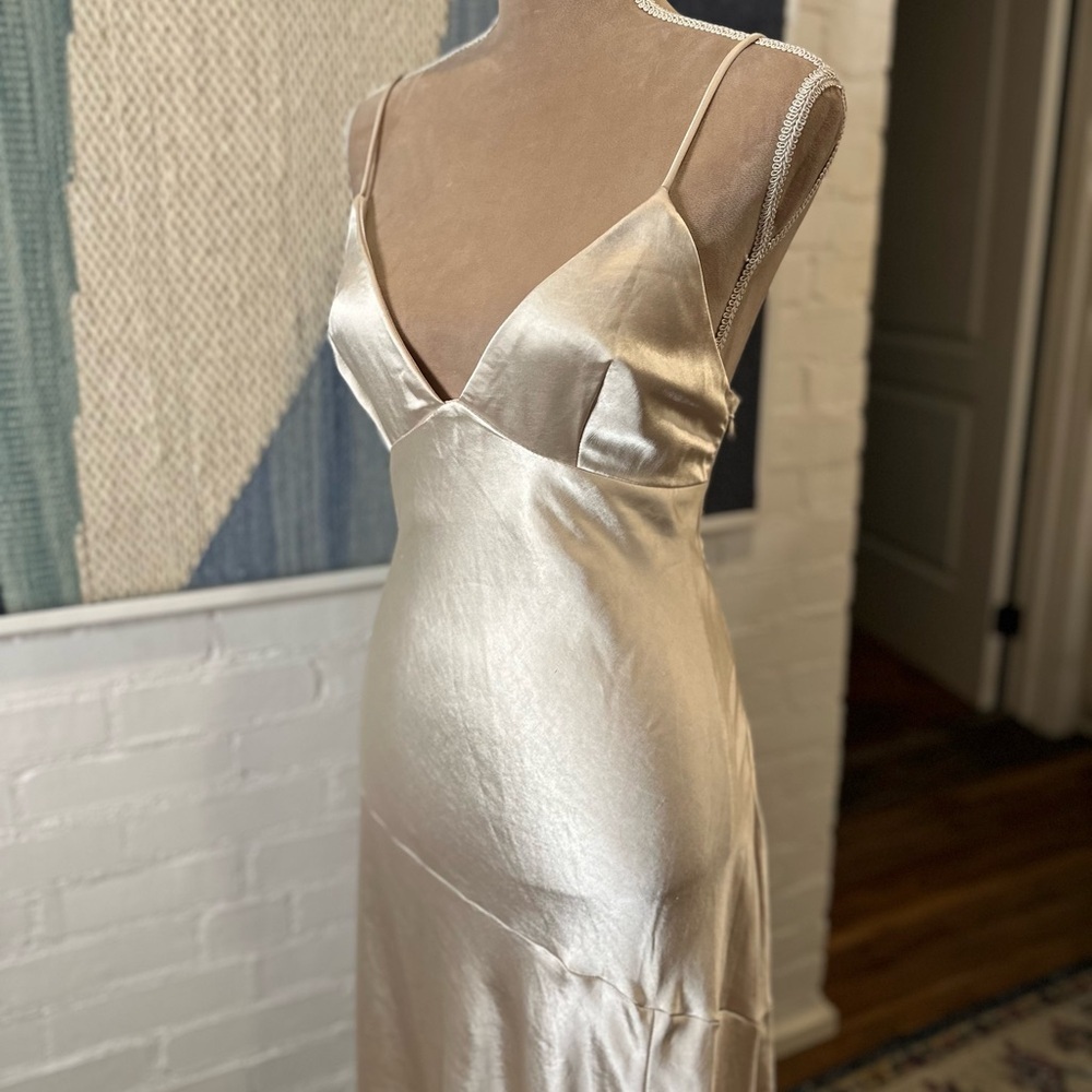 NWT Saints and Secrets Champagne Satin Finish Maxi Dress - Picture 5 of 10
